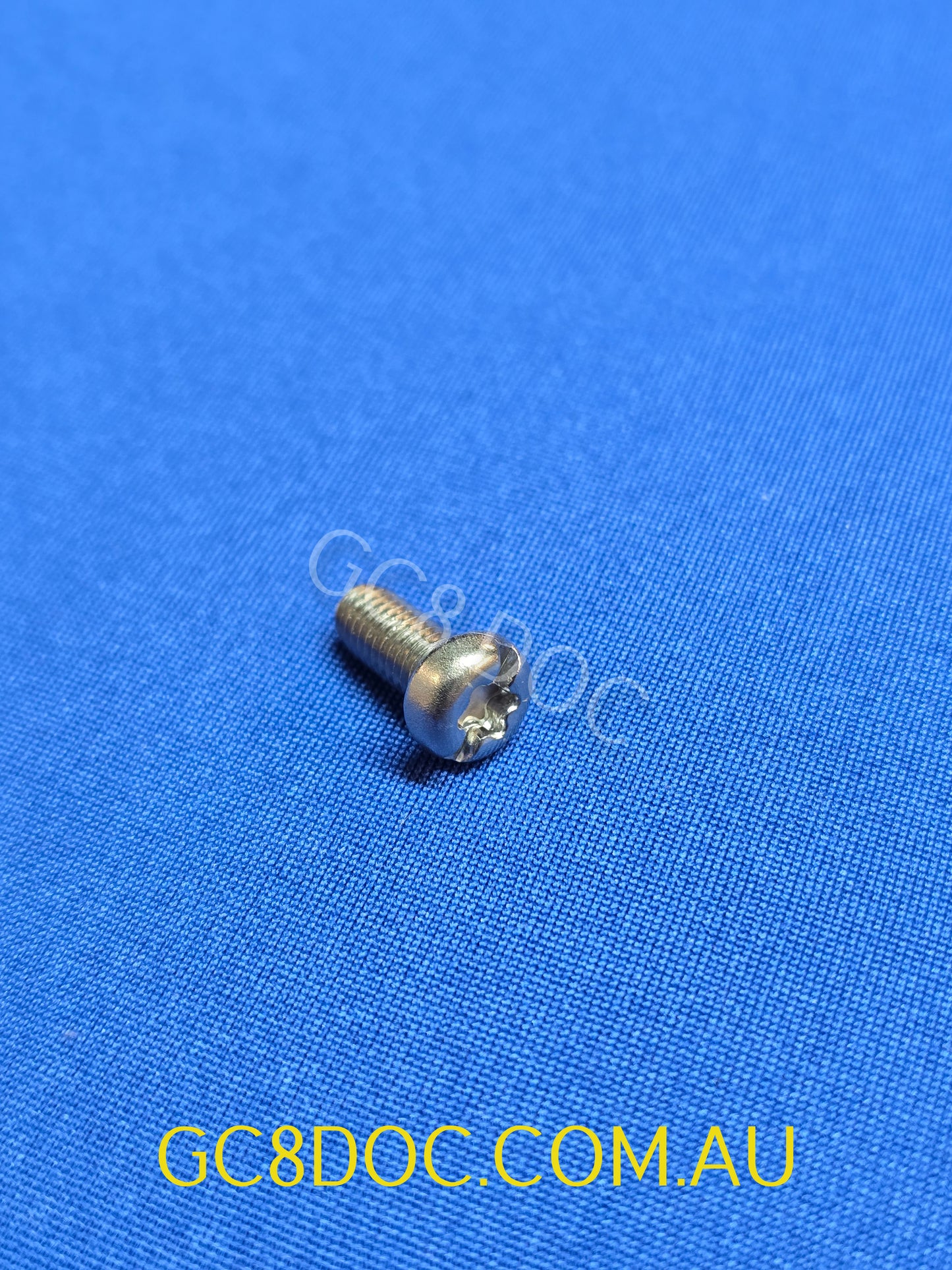 Subaru Impreza 92-00 GC8 GF8 GM8 Aerial Screw 904730002