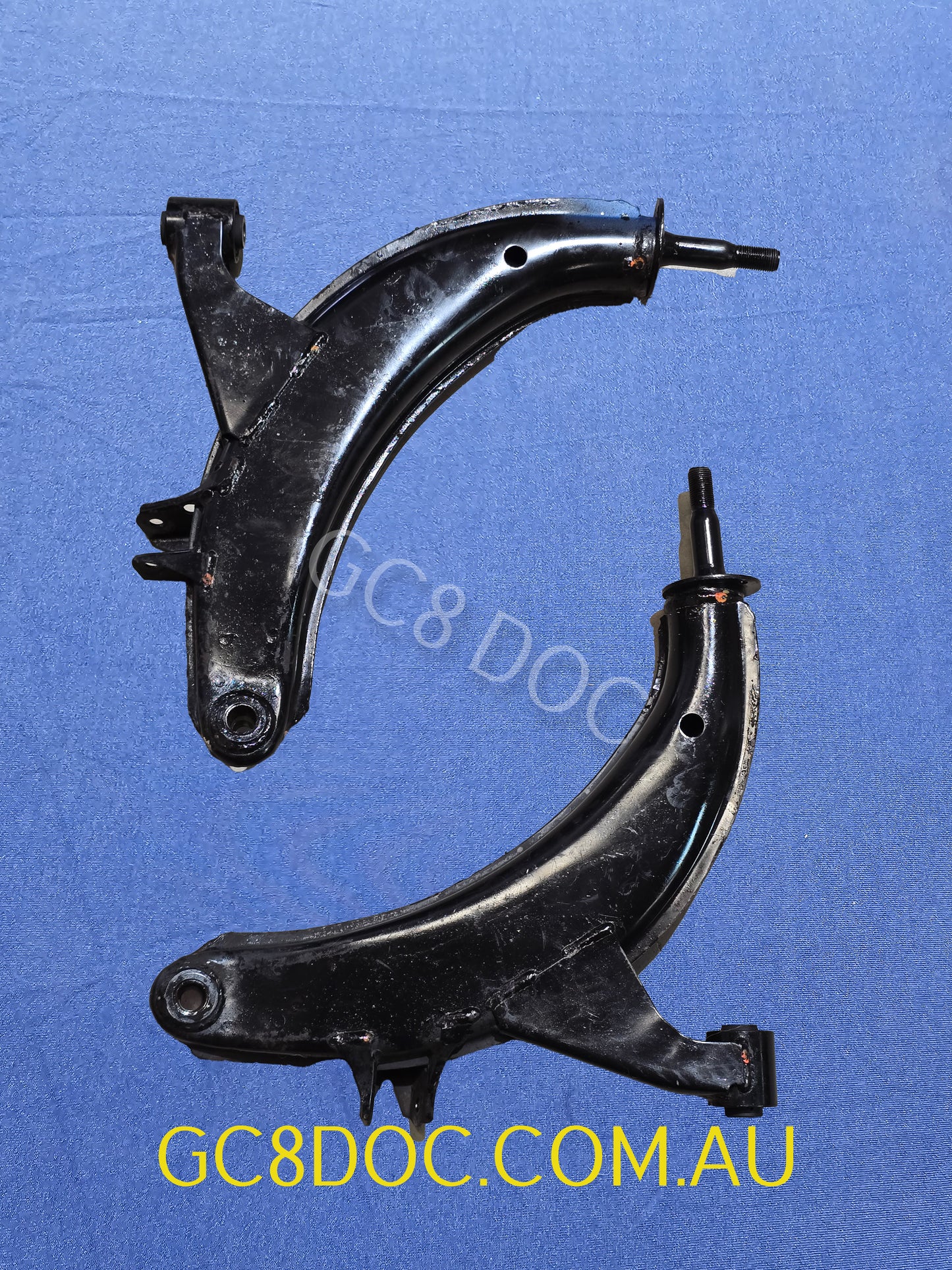 [USED] Subaru Impreza 92-00 GC8 GF8 WRX Control Arms 20200AA220 / 20200AA230