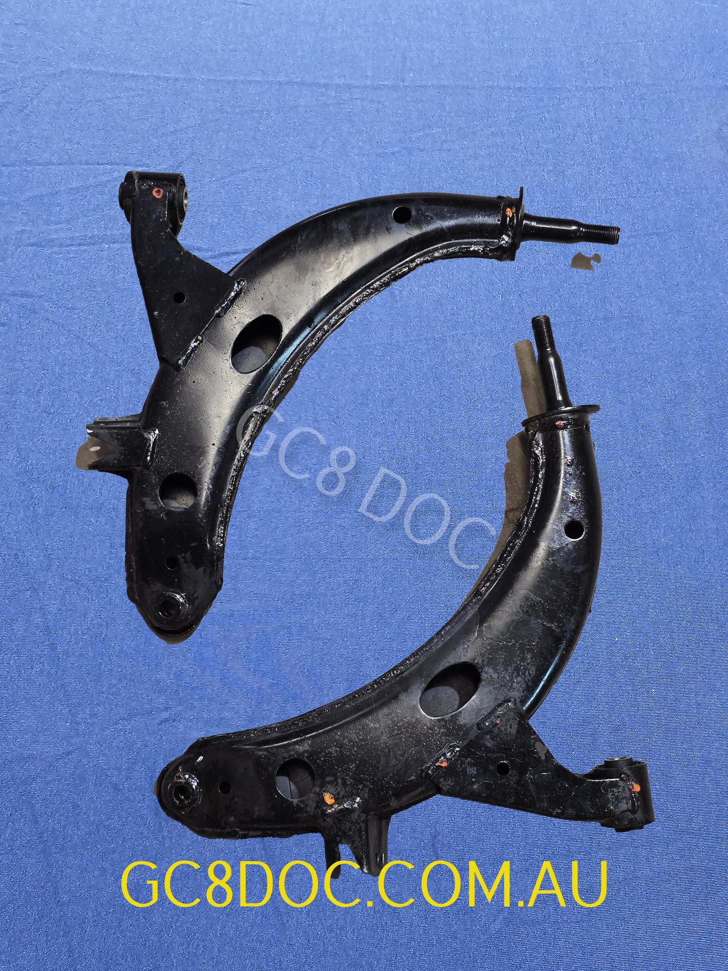 [USED] Subaru Impreza 92-00 GC8 GF8 WRX Control Arms 20200AA220 / 20200AA230