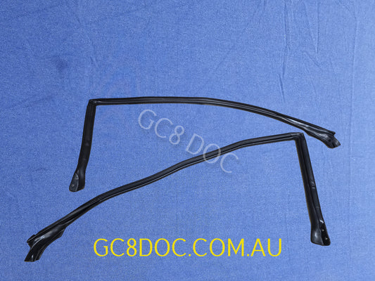Window Seals Set For Subaru Impreza GM8 97-00 OEM P/N 62770FA020 / 62770FA030