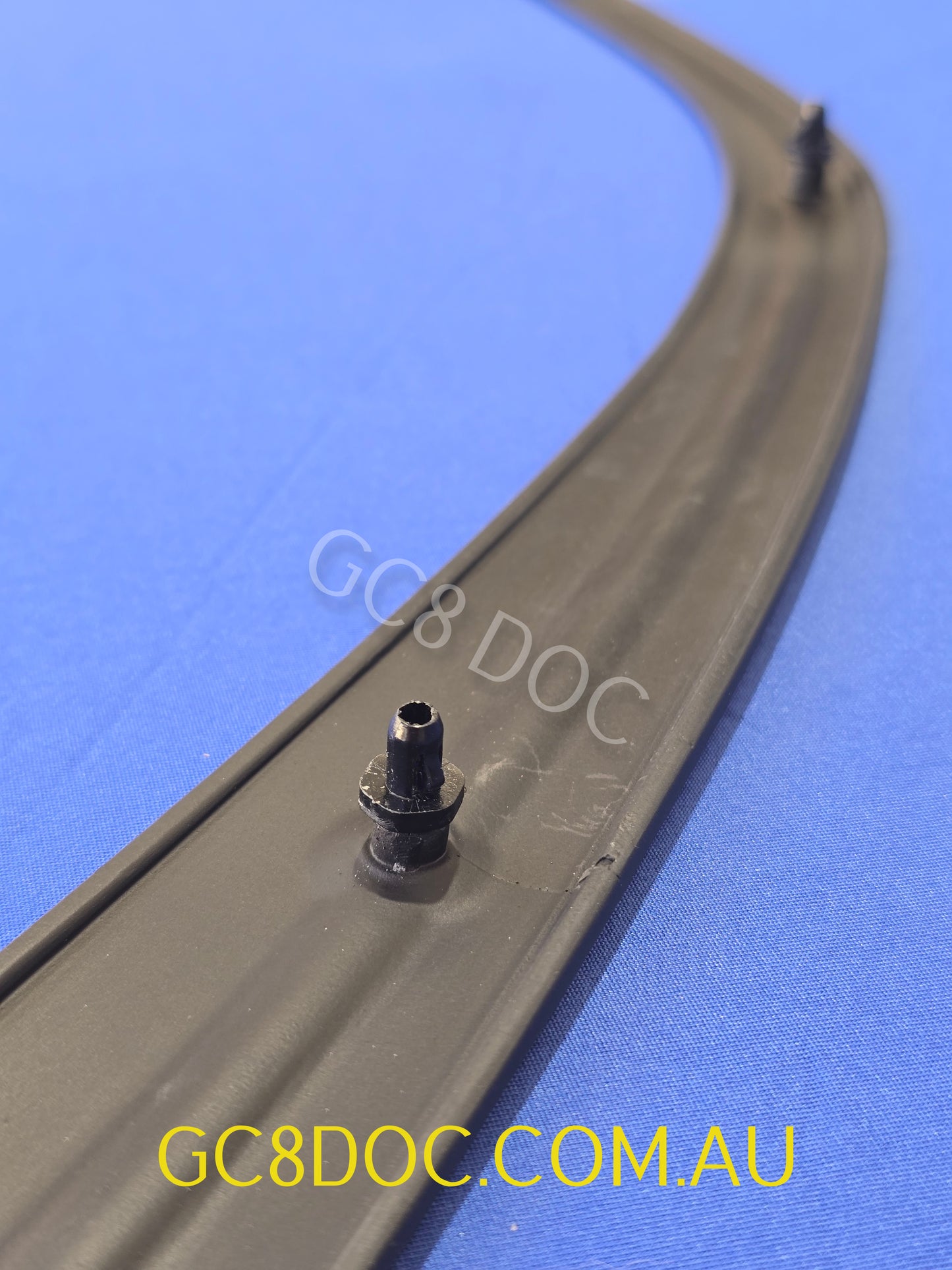 Rear Quarter Window Moulding Set For Subaru Impreza GM8 97-00 OEM P/N 65223FA040 / 65223FA050