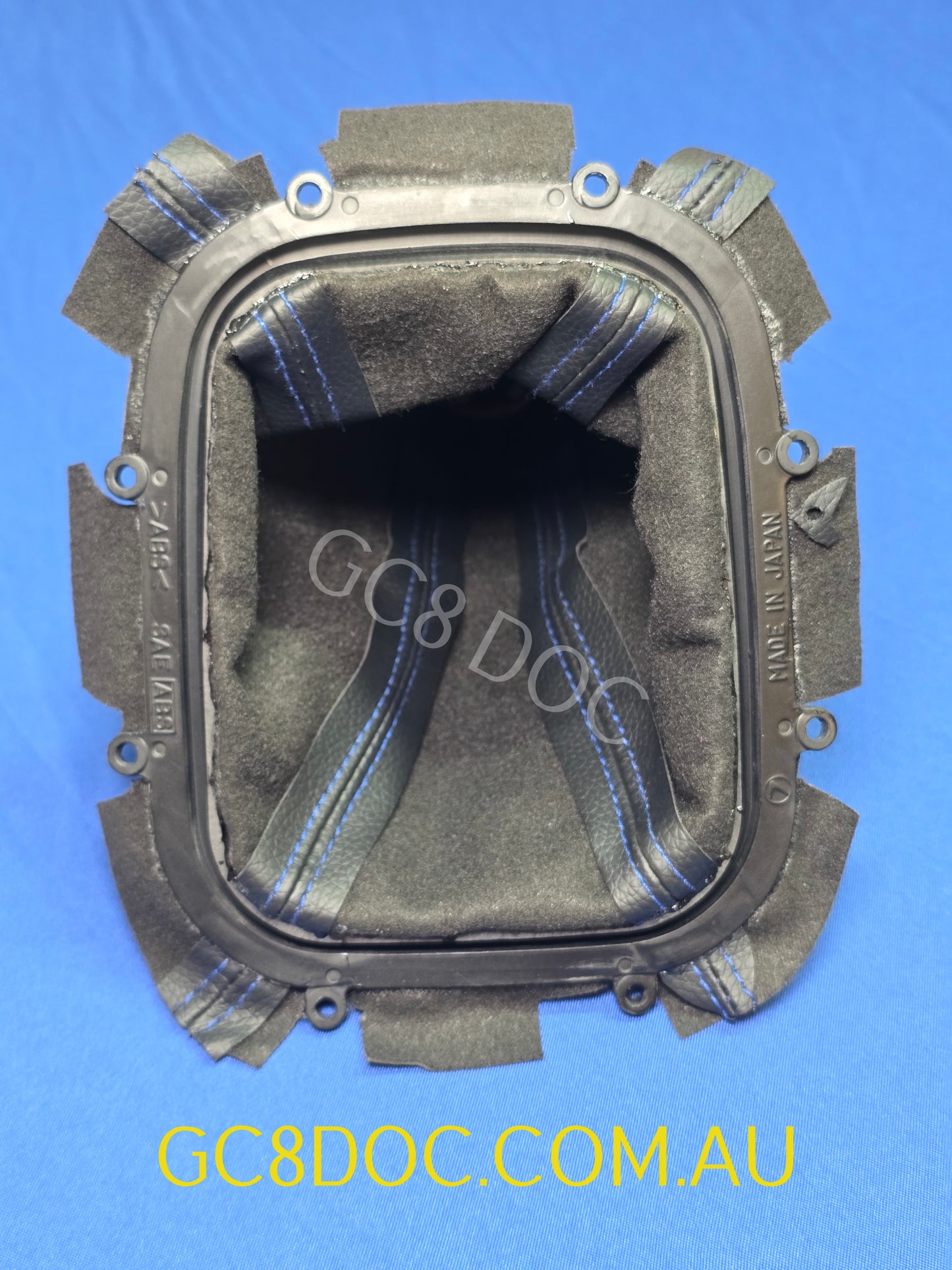 Subaru Impreza GC8/GF8 97-00 Shifter Leather Surround 92072FC000