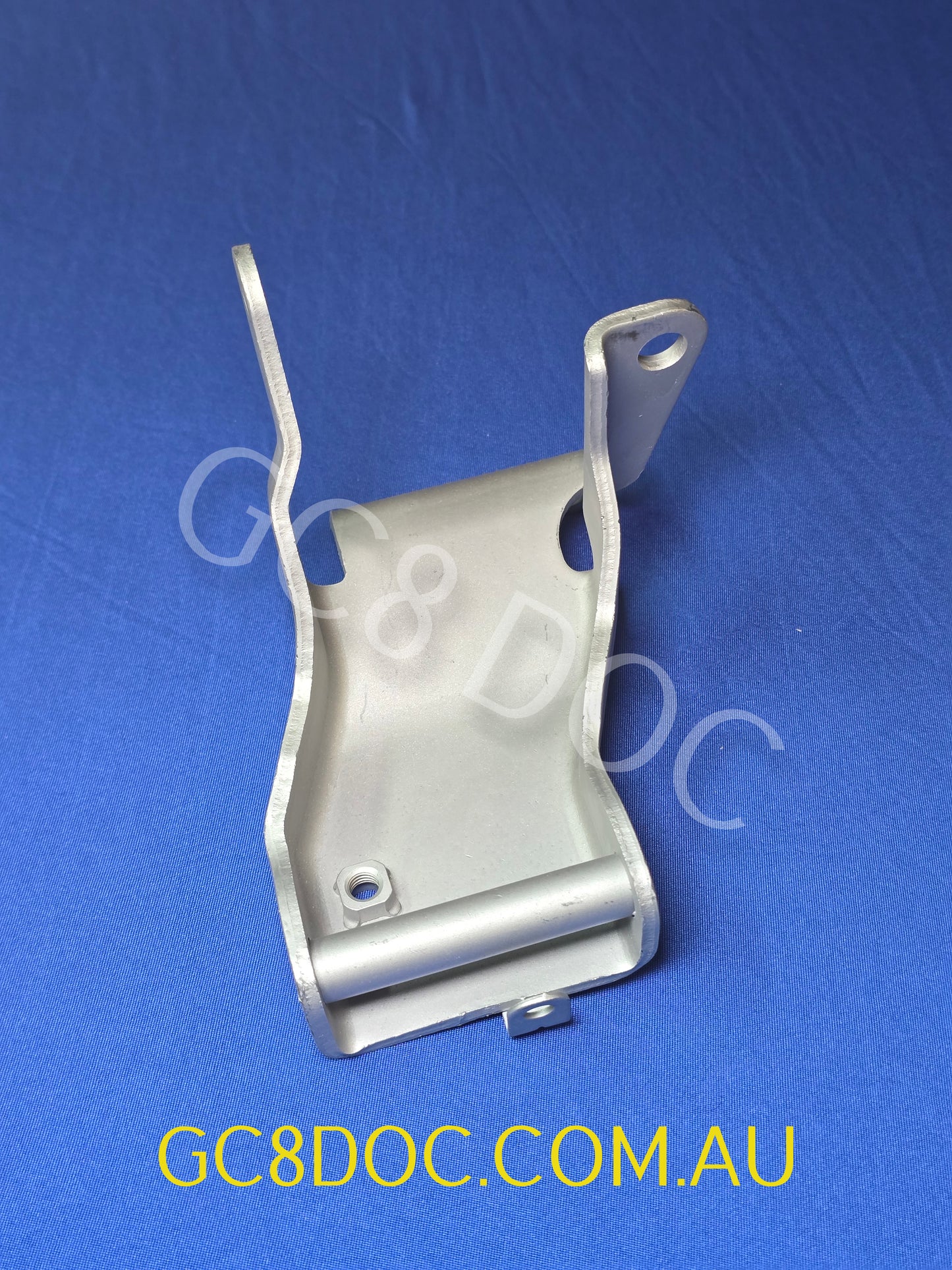 Subaru Impreza 92-00 Alternator Bracket 11711AA090