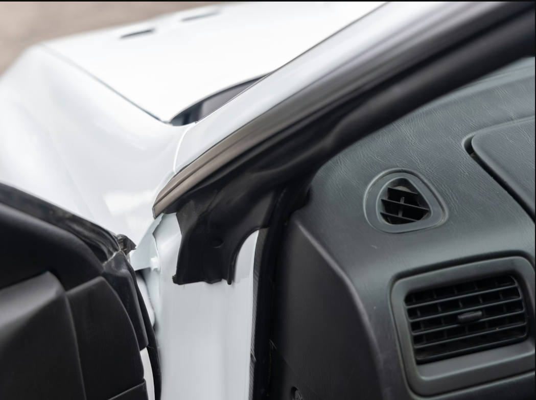 Window Seals Set For Subaru Impreza GM8 97-00 OEM P/N 62770FA020 / 62770FA030